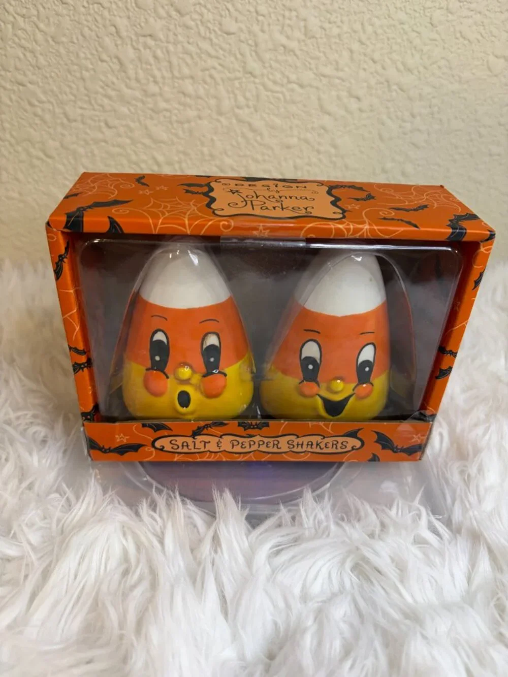 Johanna Parker Halloween Candy Corn Salt Pepper Shakers Ceramic Set of 2 NIB